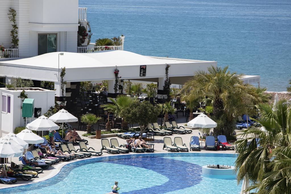 Alba Queen Hotel Sidé Extérieur photo